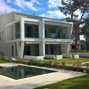 Gasthof Divine Luxury, Toroni